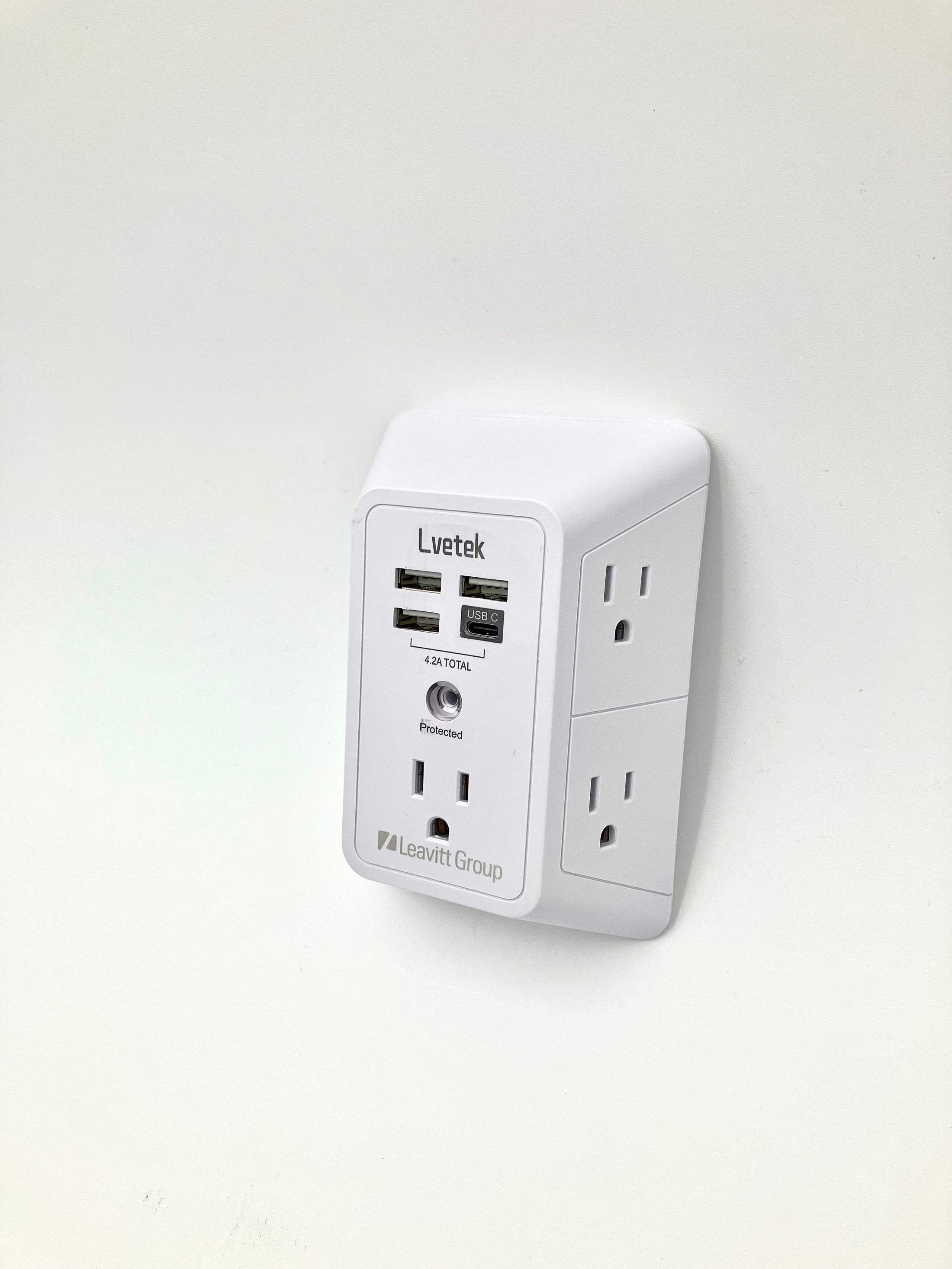 Multi Plug and USB Port Wall Outlet